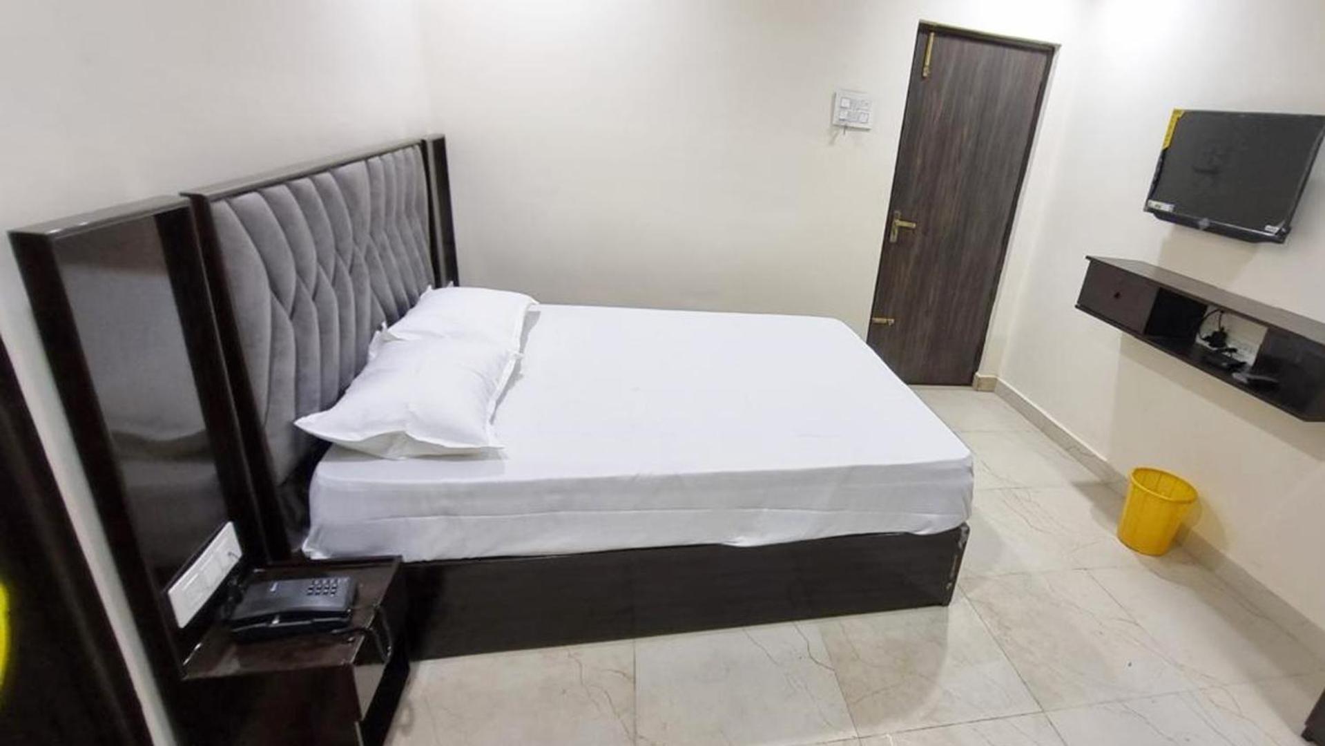 Hotel Padma Vista Nellore Near Bus Stop Екстериор снимка